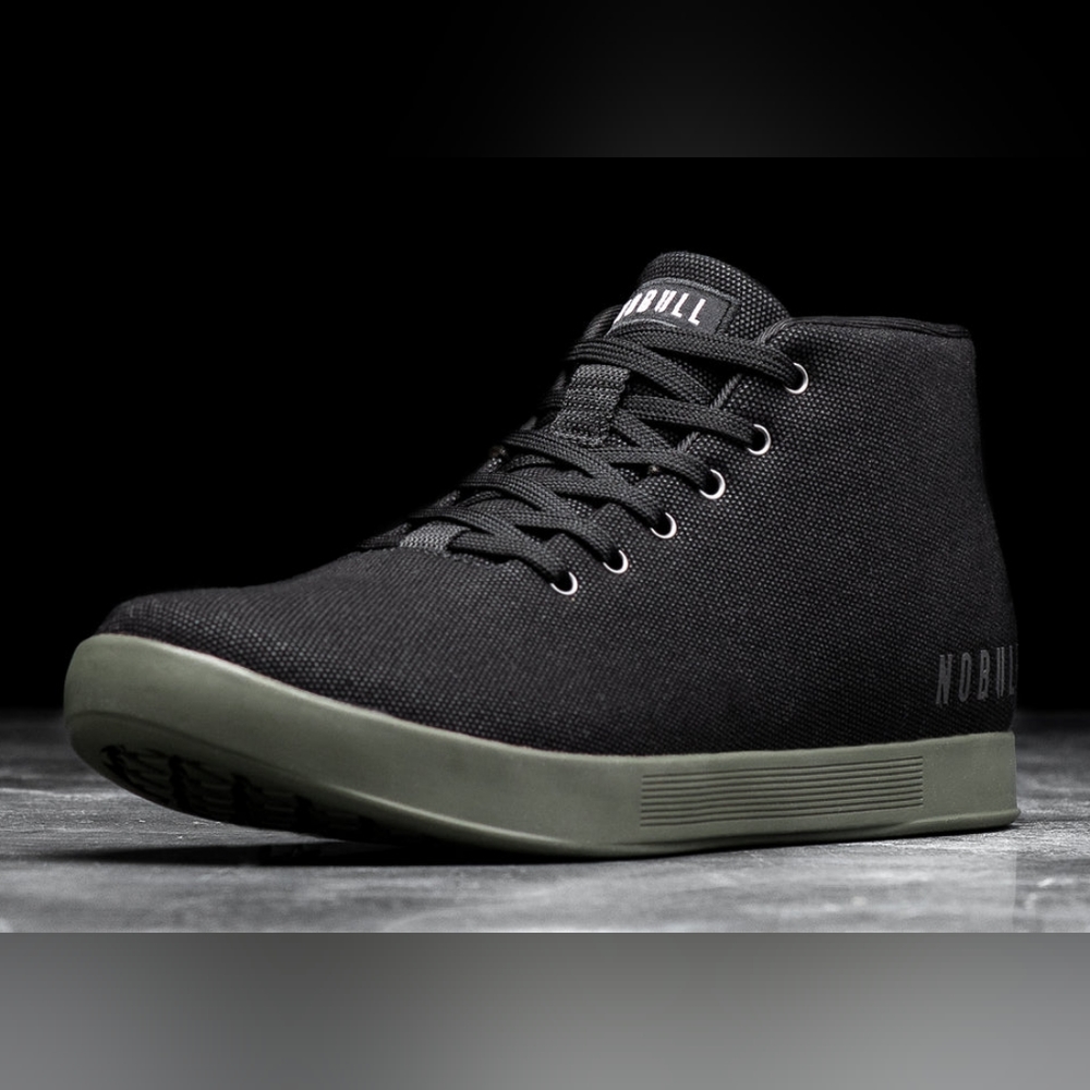 Mid Black and Ivy No Bull